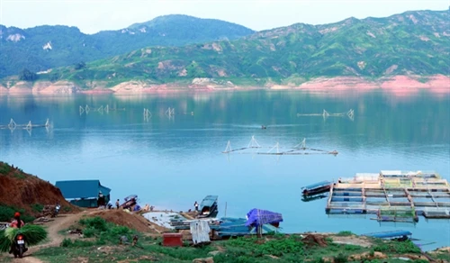 “Nội lực” kết hợp “ngoại lực” để giảm nghèo bền vững