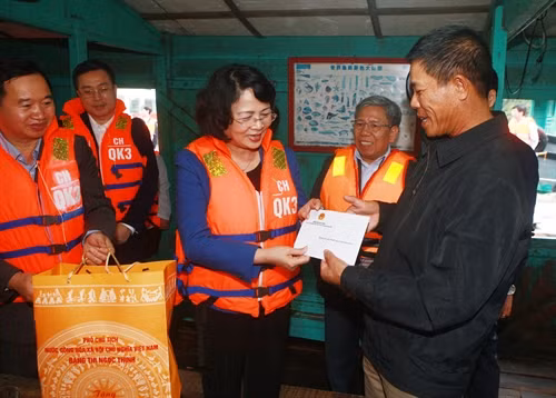 Phó Chủ tịch nước Đặng Thị Ngọc Thịnh thăm, làm việc tại Hải Phòng