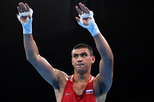 Từ vệ sĩ tổng thống Nga đến chủ nhân HCV quyền anh