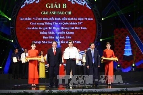 Thủ tướng giao TTXVN phát triển báo đối ngoại tầm cỡ khu vực và thế giới
