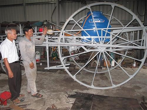 "Nhà sáng chế" nông dân Phạm Văn Hát