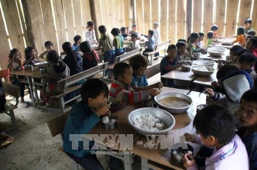 Hỗ trợ phát triển giáo dục vùng dân tộc thiểu số và miền núi