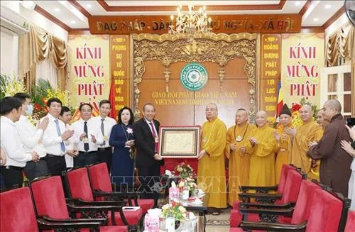 Phó Thủ tướng Thường trực Trương Hòa Bình chúc mừng Đại lễ Phật đản