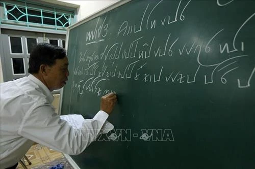 Điện Biên nỗ lực bảo tồn, gìn giữ tiếng nói và chữ viết của dân tộc Thái