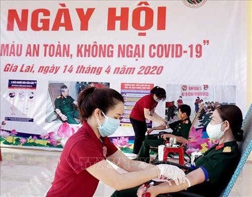 Binh đoàn 15 tổ chức Ngày hội “Hiến máu an toàn, không ngại COVID-19”