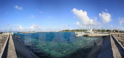 Điểm tựa cho những con tàu vươn khơi