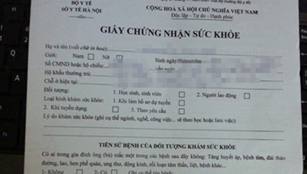Khởi tố 2 bị can bán giấy khám sức khỏe giả