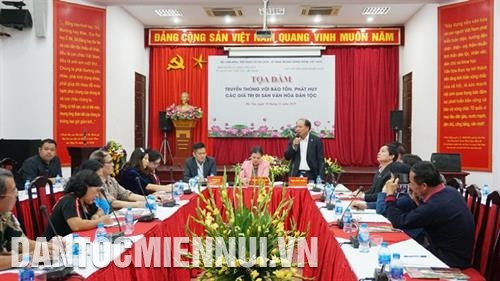Tọa đàm “Truyền thông với bảo tồn và phát huy các giá trị di sản văn hóa dân tộc”