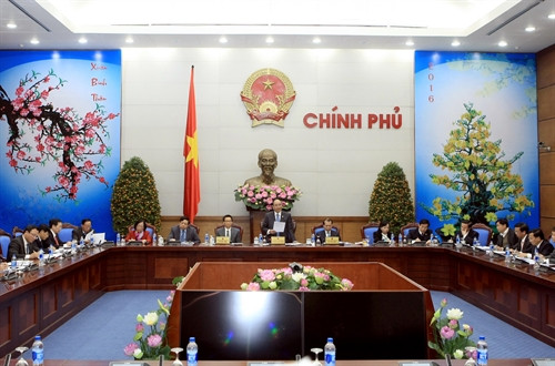 Phó Thủ tướng Nguyễn Xuân Phúc: Cán bộ, công chức sớm bắt tay vào công việc, không lãng phí thời gian