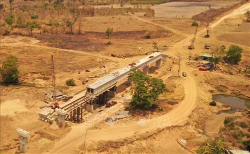 Người dân vùng biên giới Ia Mơ mong sớm có nguồn nước tưới