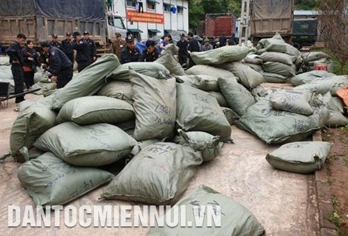 Chống buôn lậu ở vùng biên giới Lạng Sơn
