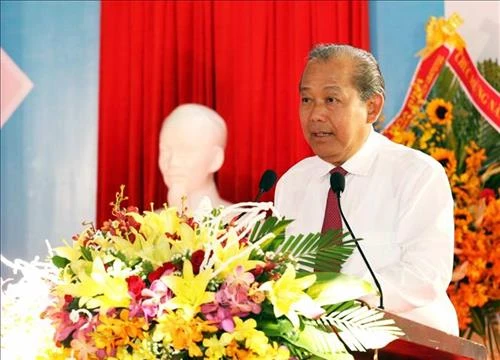 Phó Thủ tướng Thường trực Chính phủ Trương Hòa Bình phát động Tháng cao điểm an toàn giao thông cho học sinh đến trường