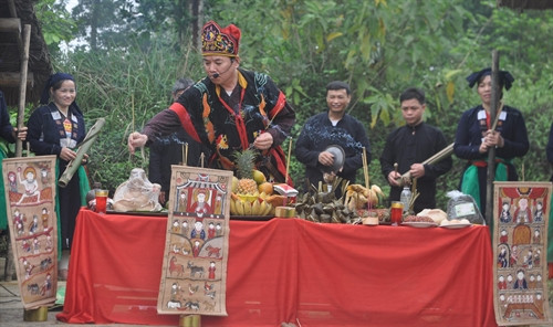 Lễ hội cầu mùa và vũ điệu Tắc Xình của dân tộc Sán Chay