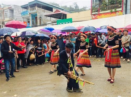 Đậm đà bản sắc Chợ tình phong lưu Bảo Lạc