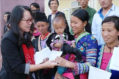 Kiểm tra việc thực hiện Nghị quyết của Trung ương về công tác dân tộc tại huyện Mường Tè