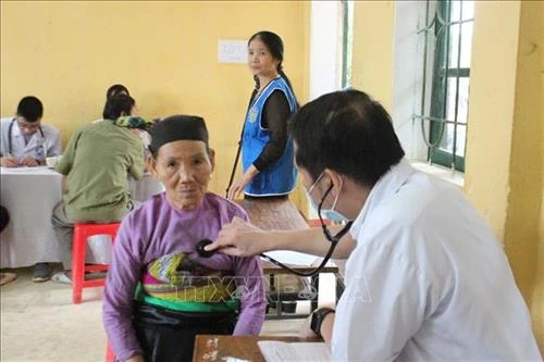 Bảo đảm tốt hơn quyền lợi cho người tham gia bảo hiểm y tế
