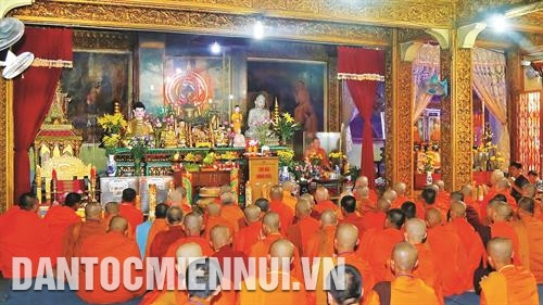 Lễ Sen Đôn Ta theo truyền thống của người Khmer Nam Bộ