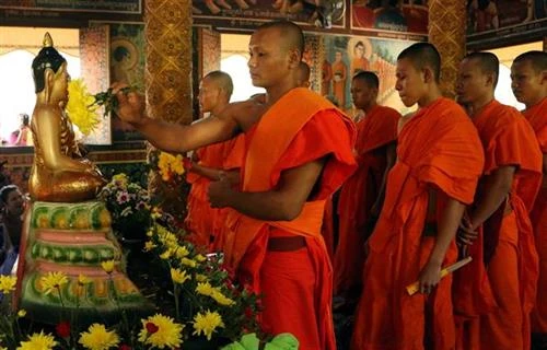 Thủ tướng Nguyễn Xuân Phúc gửi Thư chúc mừng đồng bào Khmer nhân dịp Tết cổ truyền Chôl Chnăm Thmây