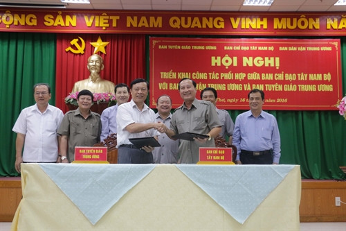 Tăng cường phối hợp công tác giữa Ban Chỉ đạo Tây Nam bộ với Ban Dân vận Trung ương và Ban Tuyên giáo Trung ương