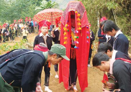 Đám cưới người Giáy