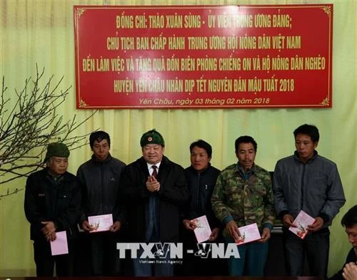 Dành hơn 362 tỷ đồng tặng quà Tết cho người có công