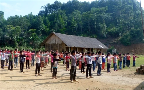  Nỗ lực vượt khó vì sự nghiệp “trồng người” của thầy cô Trường Tiểu học Đạo Viện