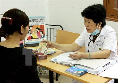 Tăng cường phòng chống HIV tại vùng biên giới Mường Lát