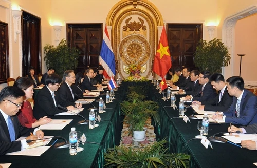 Phó Thủ tướng, Bộ trưởng Bộ Ngoại giao Phạm Bình Minh hội đàm với Bộ trưởng Ngoại giao Vương quốc Thái Lan