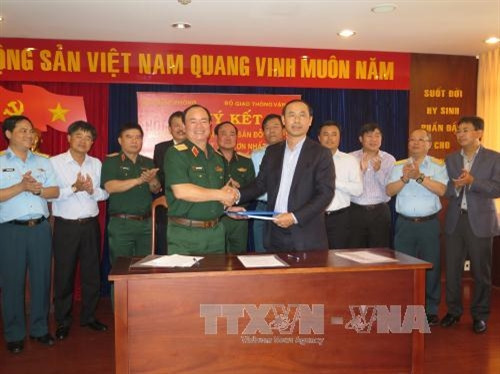 Tạm giao gần 20ha sân đỗ tàu bay quân sự tại Cảng hàng không Quốc tế Tân Sơn Nhất