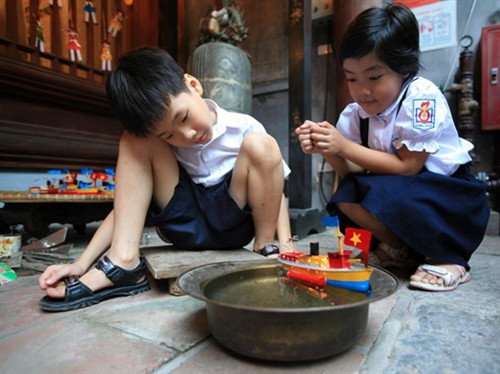 Người níu kéo ký ức Trung thu xưa