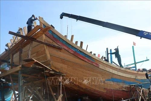 Phú Yên khuyến cáo ngư dân không tự cải hoán tàu cá