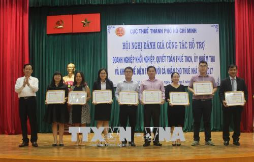 Hộ kinh doanh tại Thành phố Hồ Chí Minh "ngại" chuyển đổi lên doanh nghiệp