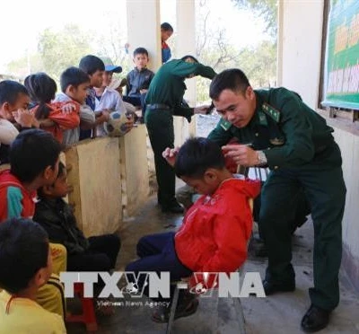 Xuân biên cương thắm tình quân dân ở buôn Drang Phôk