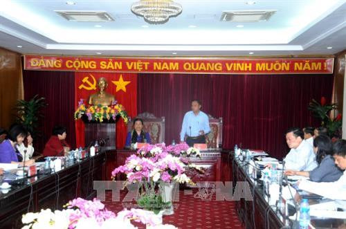 Phó Chủ tịch Thường trực Quốc hội Tòng Thị Phóng thăm và làm việc tại Bắc Kạn