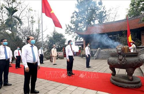 Tiến hành Lễ Giỗ Đức Quốc Tổ Lạc Long Quân, dâng hương tưởng niệm Tổ Mẫu Âu Cơ và khánh thành cầu đi bộ Mai An Tiêm
