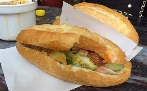 Google Doodle tôn vinh bánh mì Việt Nam