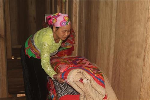 Xuân về với đồng bào vùng lũ Trung Sơn