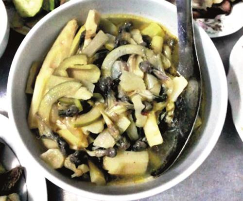 Độc lạ canh chua nòng nọc