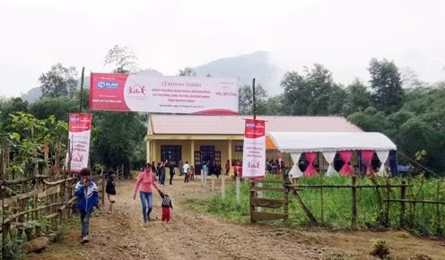 Khánh thành điểm trường mầm non mới giữa đại ngàn Trường Sơn