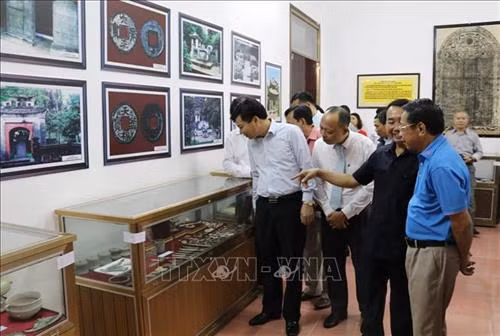Trưng bày 500 tư liệu, hiện vật, cổ vật thời Đông Sơn và các triều đại Việt Nam