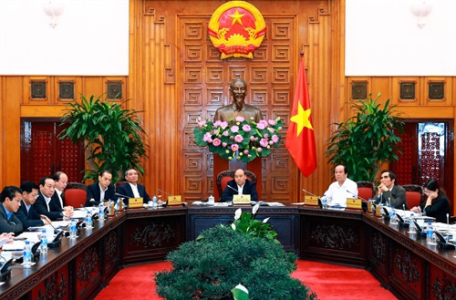 Thủ tướng Nguyễn Xuân Phúc: Đẩy mạnh xã hội hóa nguồn lực để thu hút đầu tư vào lĩnh vực giao thông vận tải