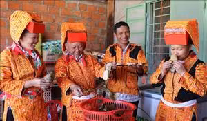 Tết sum vầy của đồng bào Dao tại Tây Nguyên