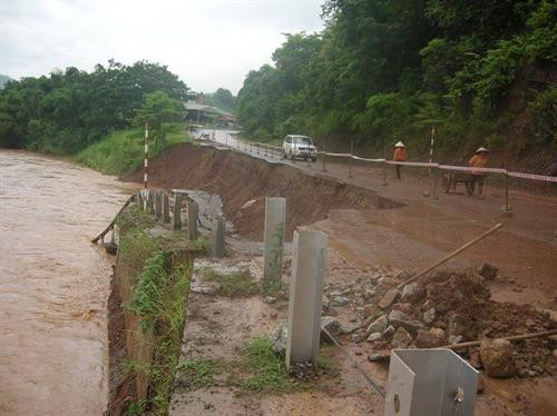 Thời tiết ngày 19/8: Mưa lớn ở vùng núi Bắc Bộ giảm dần, lũ hạ lưu sông Thương, sông Cả tiếp tục lên