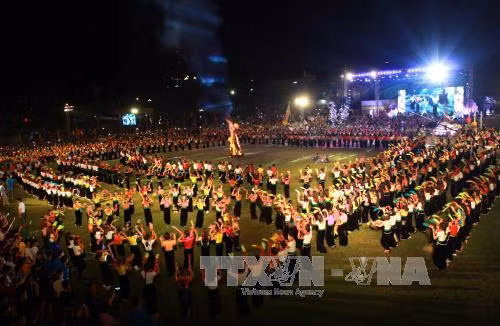 Khai mạc Tuần Văn hóa - Du lịch Mường Lò năm 2017