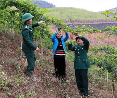 Đồn Biên phòng Phiêng Pằn góp sức xây dựng đời sống mới nơi biên cương
