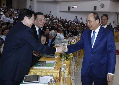 Thủ tướng chủ trì Hội nghị toàn quốc tổng kết 10 năm Chương trình mục tiêu quốc gia xây dựng nông thôn mới giai đoạn 2010 - 2020