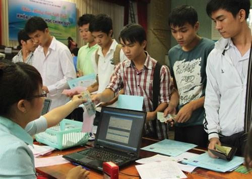 Học sinh, sinh viên nghèo Kon Tum mong sớm được nhận hỗ trợ chi phí học tập