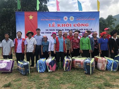 Xây nhà tái định cư cho các hộ dân bị thiệt hại do mưa lũ tại huyện Văn Yên, Yên Bái
