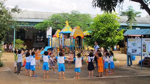 Xây dựng Nghị định điều chỉnh lương hưu giáo viên mầm non