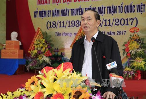 Chủ tịch nước Trần Đại Quang: Đẩy mạnh các cuộc vận động, phong trào thi đua yêu nước, nâng cao đời sống vật chất và tinh thần cho đồng bào